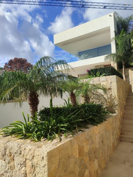 mantenimiento de jardines en Mallorca en casas y villas de lujo Mallorca